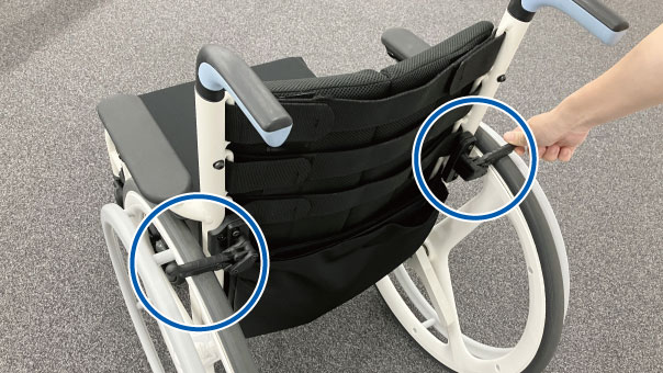 ブレーキをかける